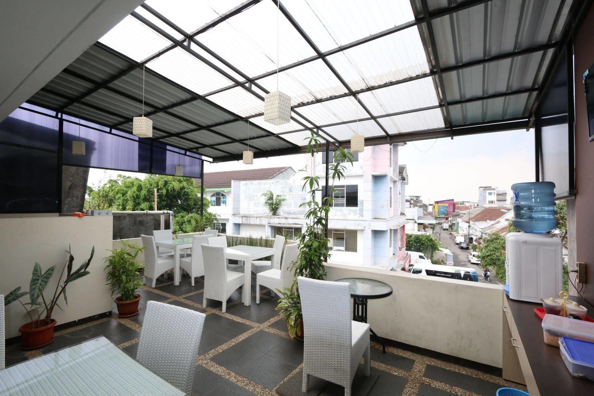 Bantal Guling Pasar Baru Bandung Exterior foto
